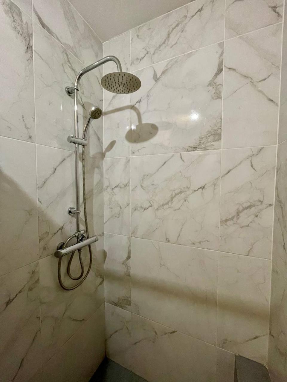 Апартаменты Yes Silver Uzhhorod Bagian luar foto